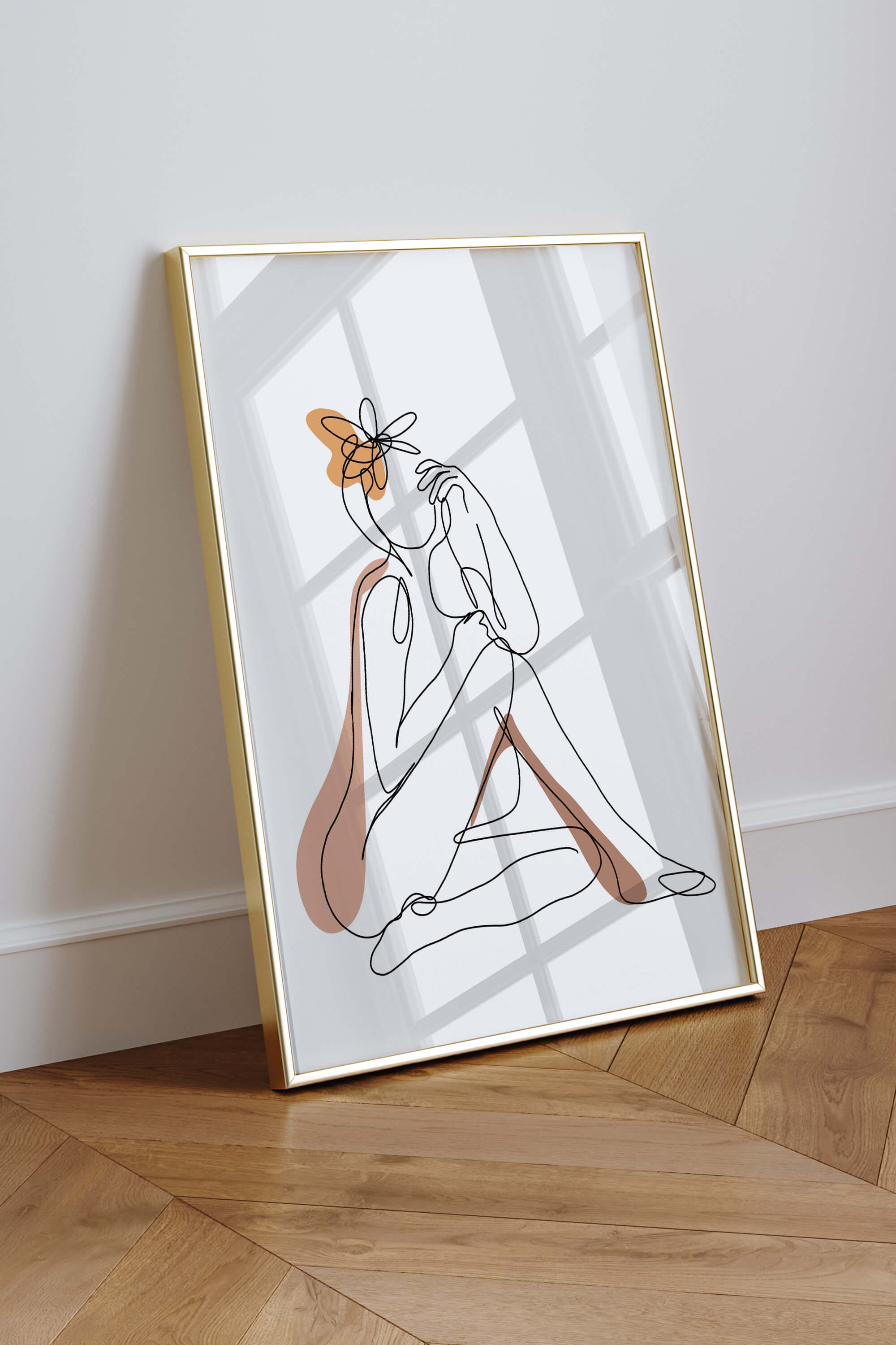 Feminine Silhouette Wall Decor - A Captivating Artwork