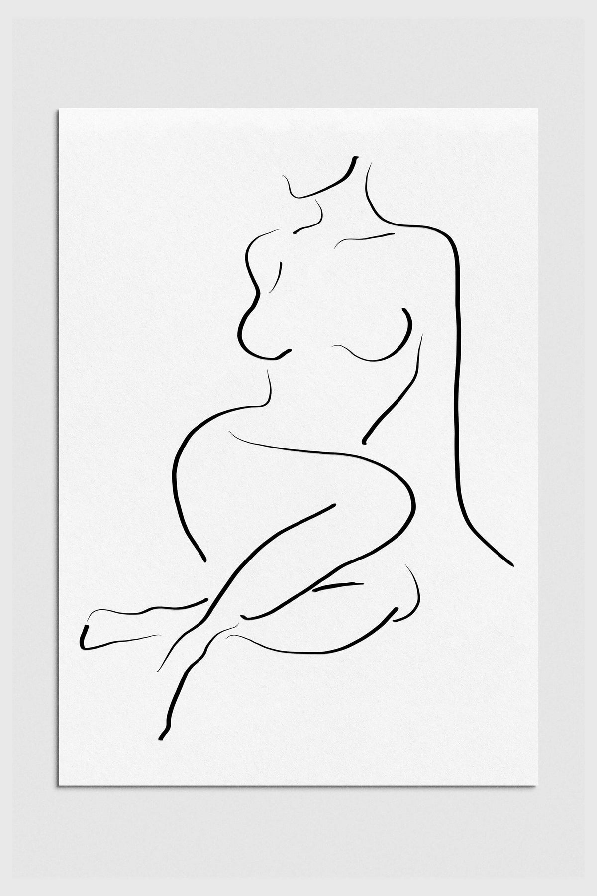 Minimalist line drawing of a nude woman in elegant pose, combining sophistication and sensuality. Black and white bedroom art print with subtle, captivating strokes. Ideal for creating a modern and refined ambiance.